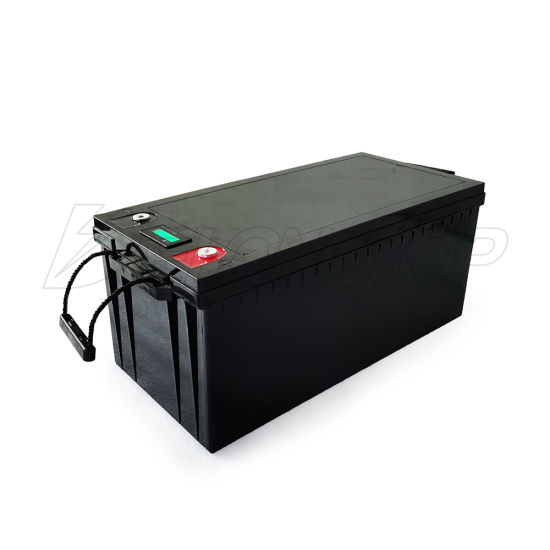 Batterie au lithium fer phosphate à cycle profond 12V 200ah 4s2p pour panneau solaire RV Yacht