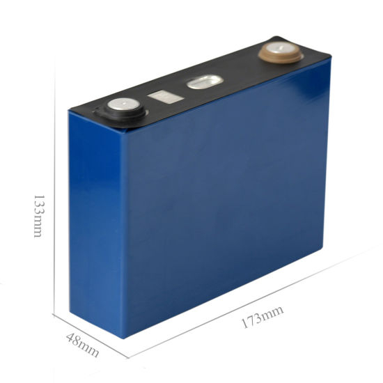 Batterie au lithium de réverbère solaire LiFePO4 3.2V 100ah Batteries pour batterie 12V 24V 48V