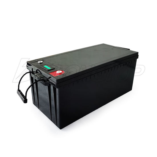 Batterie 12V 200ah LiFePO4 Lithium Fer Phosphate LFP avec BMS et LCD pour Système Solaire Extérieur, Salle des Moteurs, RV, Yacht Party, Bateau Électrique