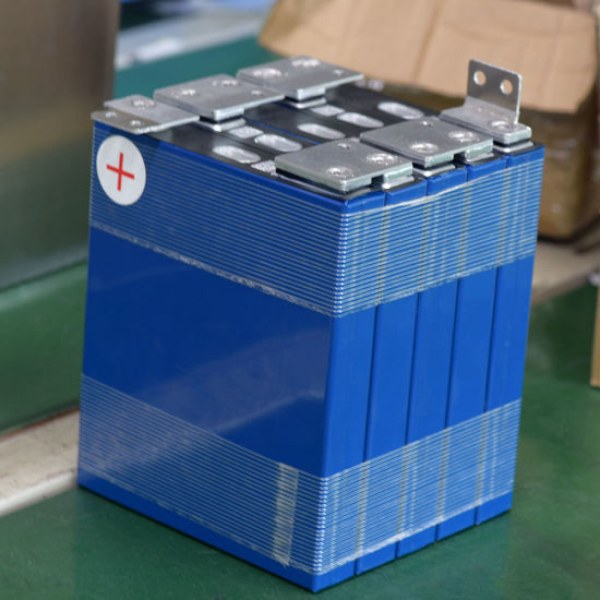 Paquet adapté aux besoins du client de batterie au lithium LiFePO4 de batteries de la sécurité 16V 60ah pour la lumière solaire de voiture électrique