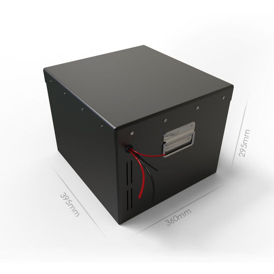 Paquet de batterie de chariot élévateur de voiture de golf de voiture électrique adaptée aux besoins du client par OEM 72V 100ah stockage de batterie au lithium-ion LiFePO4 avec BMS