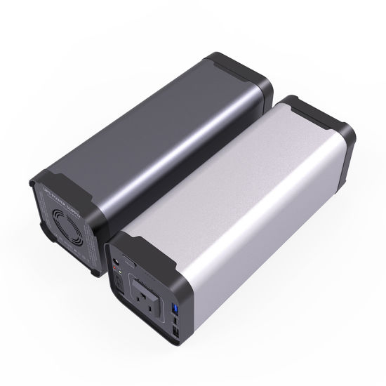 Banque portative de centrale électrique d&#39;ordinateurs portables de voyage du logo 150wh 3.7V 40800mAh fait sur commande 220V 110V