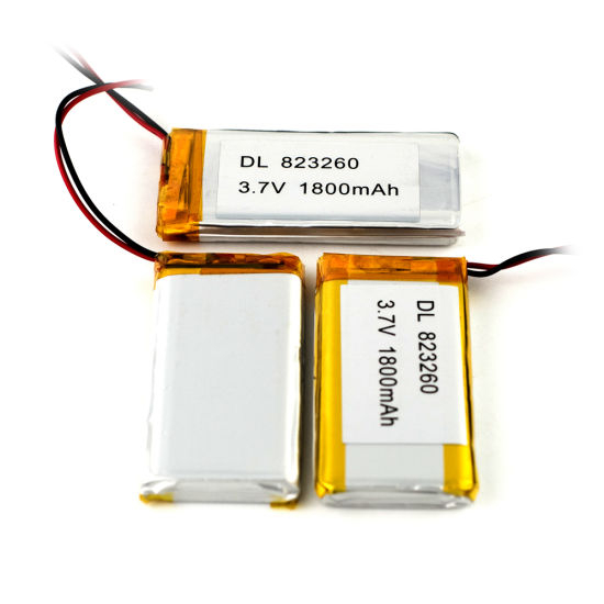 Cellules de batterie lithium-polymère rechargeables 3.7V 823260 1800mAh Lithium Ion pour banque d&#39;alimentation mobile