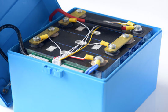 Batterie au lithium 12V LiFePO4 étanche avec étui