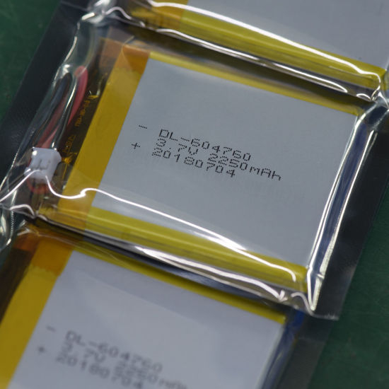 Batterie au lithium polymère 3.7V 2300mAh avec connecteur PCM et Jst